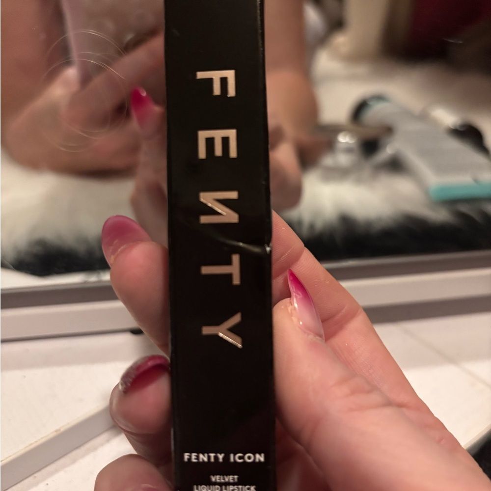 Fenty Beauty Icon Velvet Liquid Lipstick